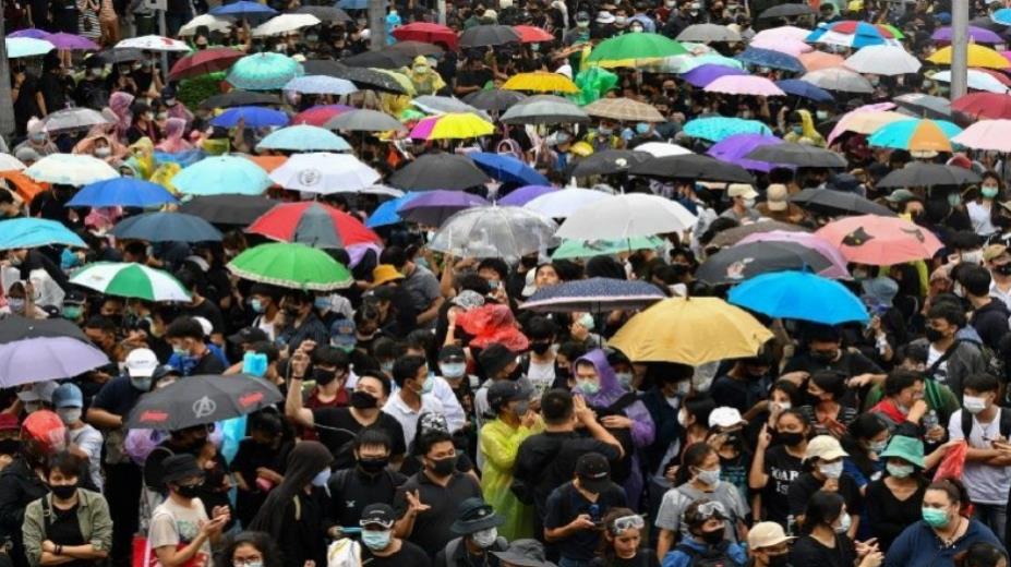 泰警調(diào)查新聞機(jī)構(gòu)社交專(zhuān)頁(yè) 下令刪除違法煽動(dòng)信息