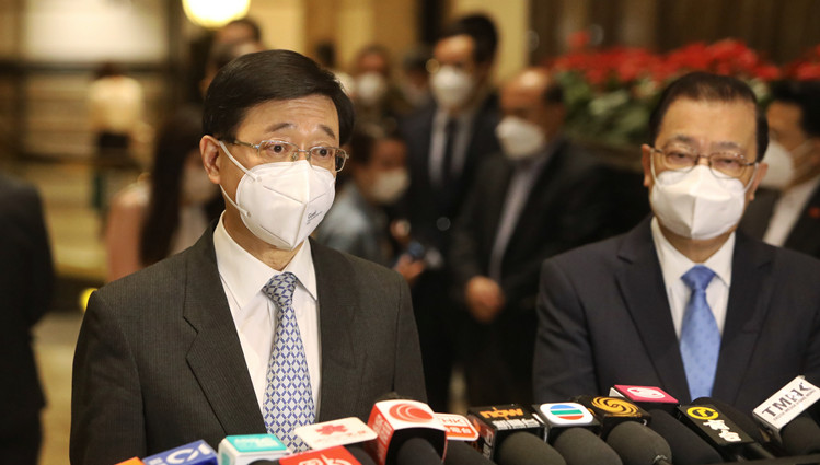 李家超與各界「雲(yún)交流」房屋勞工問(wèn)題