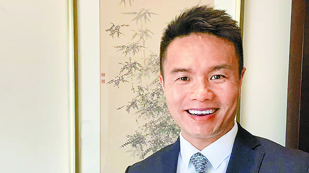 朱鼎?。簽硡^(qū)一體化是港人新任務(wù)