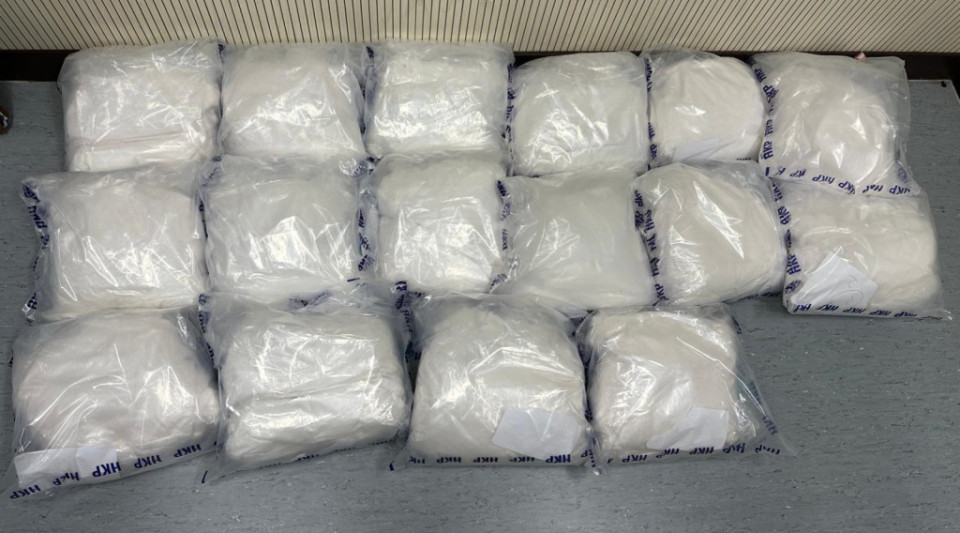 警方天水圍截停運(yùn)毒貨車(chē) 檢逾4500萬(wàn)元懷疑氯胺酮拘1人