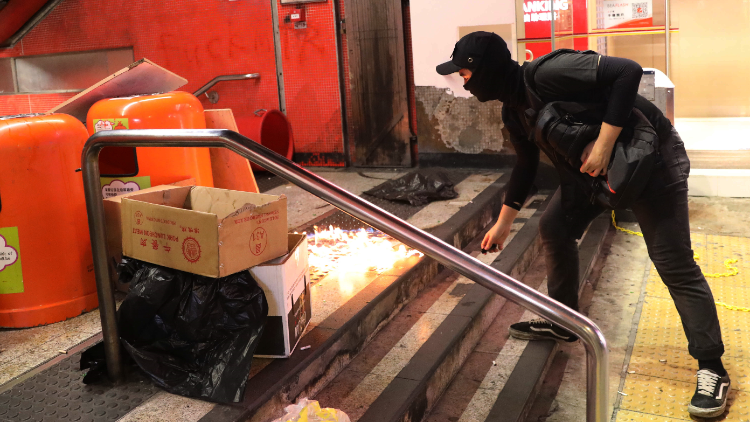 嚴(yán)防反中亂港分子藉謊言煽動(dòng)仇恨