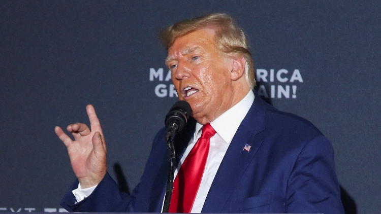 特朗普：重返白宮就關(guān)押政敵