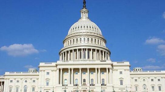 預(yù)算案卡在國(guó)會(huì) 美國(guó)政府或?qū)⒃傧荨戈P(guān)門(mén)」危機(jī)