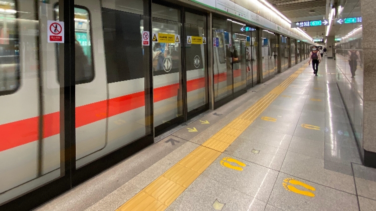 羅湖地鐵站恢復(fù)運(yùn)營(yíng)！