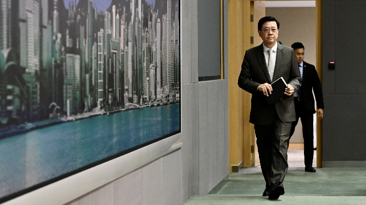 李家超：非常關(guān)注JPEX事件 警方及證監(jiān)會下午將交代情況