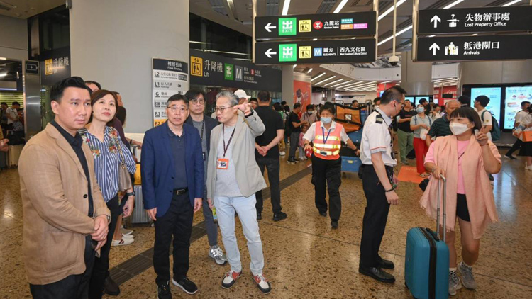 林世雄：港鐵額外增逾900班車應(yīng)付長(zhǎng)假期人流