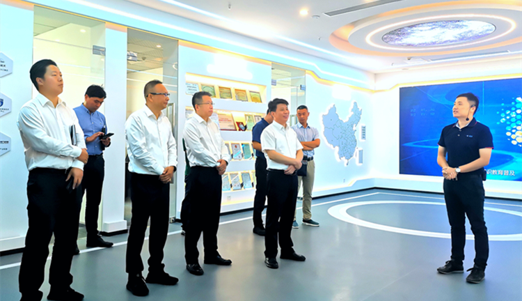 廣東省通信管理局黨組成員、副局長肖永忠一行赴深圳觀安考察調(diào)研