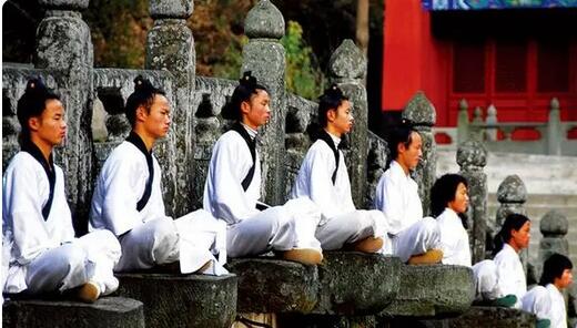 武當太極拳國際聯(lián)誼大賽開賽 中外選手以武會友