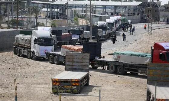 巴以衝突｜第二批人道救援物資從拉法口岸進(jìn)入加沙地帶 