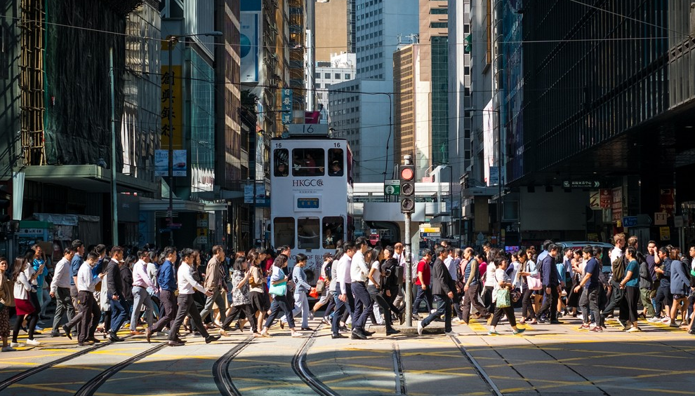 施政報告丨 哪些與你相關？「派糖」措施全面睇