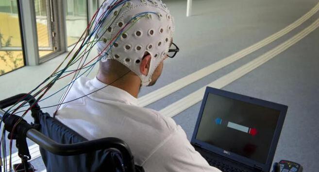 新一代腦機(jī)接口專(zhuān)用採(cǎi)集國(guó)產(chǎn)芯片在津研發(fā)成功