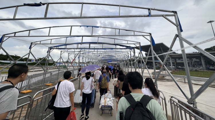 深圳?珠海僅需75分鐘！深圳灣口岸直達珠海/澳門人工島口岸跨境巴士開通