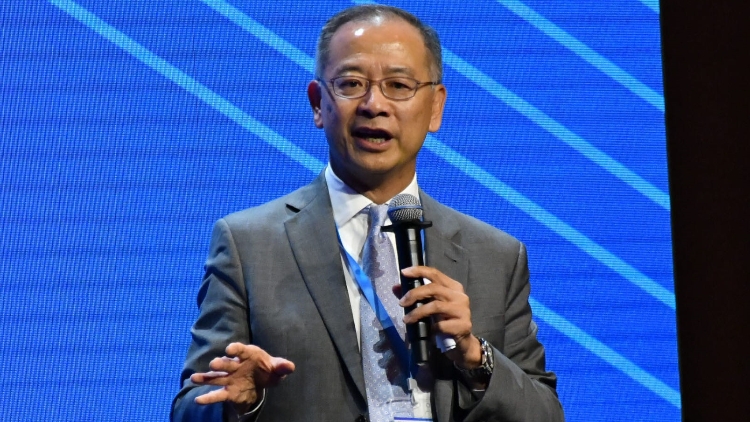 余偉文：金融峰會(huì)約百位重量級(jí)人士出席 正考慮峰會(huì)恒?；? title=