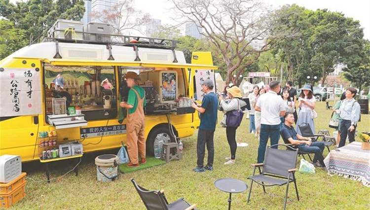 花展+書展，咖啡節(jié)+音樂節(jié)！這周末的蓮花山真香