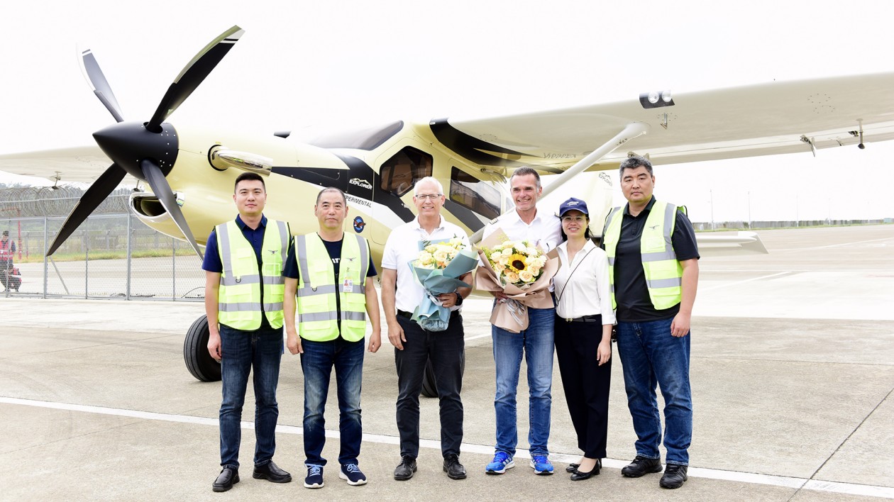 空中皮卡首秀！ 2023亞洲通用航空展首架境外飛機(jī)飛抵珠海