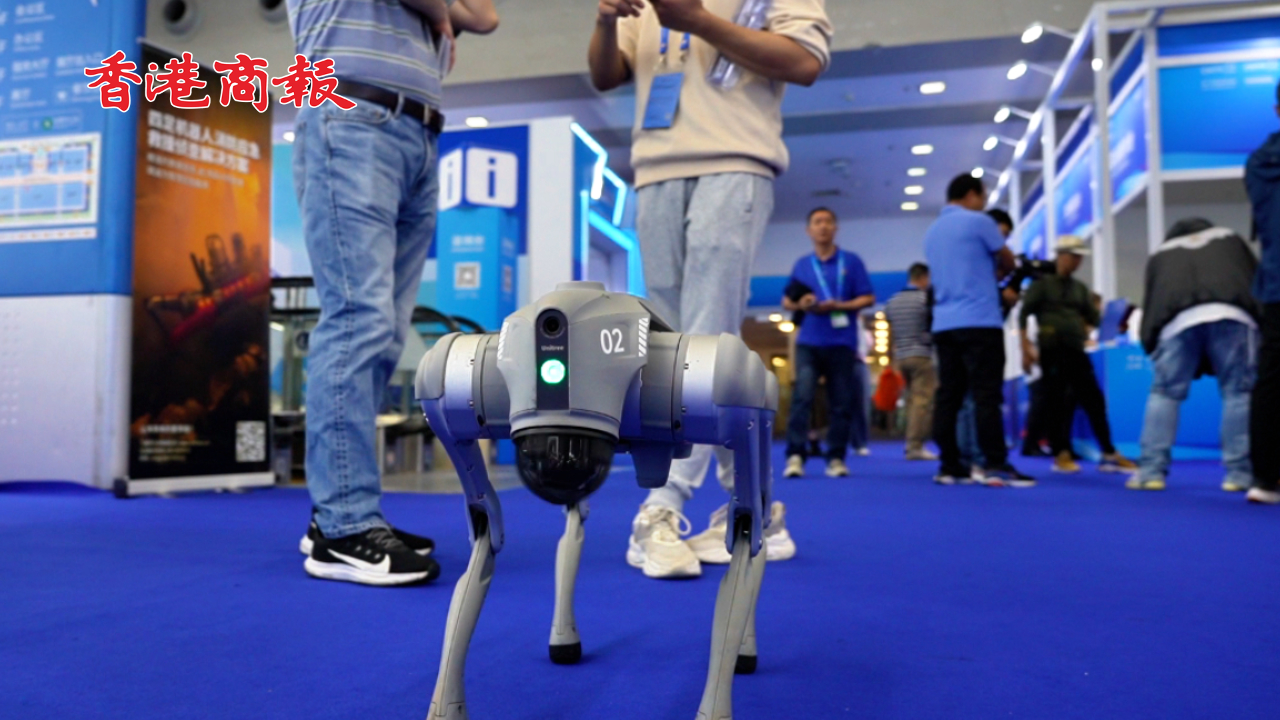 有片｜高交會即時睇！ 四足機械人「顯眼包」亮相