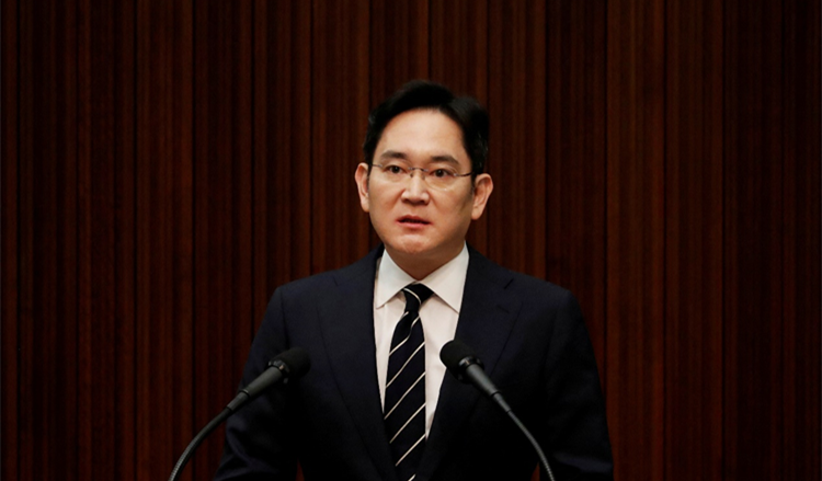 三星李在鎔被控詐欺及操控股價(jià) 檢方要求判刑五年兼罰款