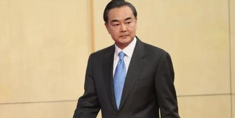 王毅：中國將順應(yīng)歷史大勢，一如既往推動開放型經(jīng)濟(jì)和亞太經(jīng)濟(jì)一體化