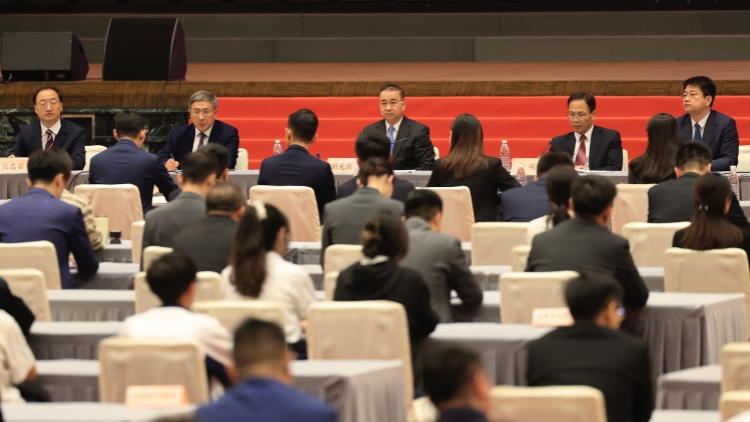 香港各界青年分享訪京感想 卓永興：做推動(dòng)國家發(fā)展生力軍