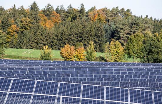 120國家承諾增再生能源發(fā)電量 7年內(nèi)升至目前3倍