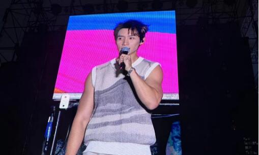 燃爆全場！第二屆廣州花都時尚節(jié)聯(lián)手芒果音樂會上演「音樂」與「時尚」的盛宴