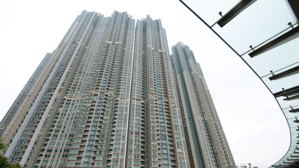 羅淑佩：截至6日稅務(wù)局收到230宗置業(yè)印花稅「先免後徵」申請