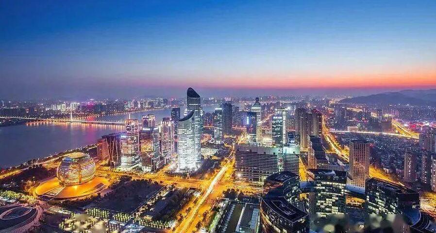 從中央政治局會議看2024年中國經(jīng)濟(jì)工作新動向