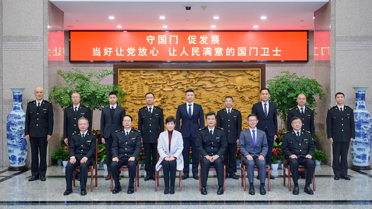 何珮珊訪問杭州及上海海關(guān)並與在滬港生港企會(huì)面交流
