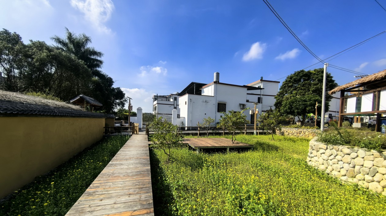 有片∣惠州龍門(mén)30多名工匠抱團(tuán)回鄉(xiāng)創(chuàng)建鄉(xiāng)村美好生活