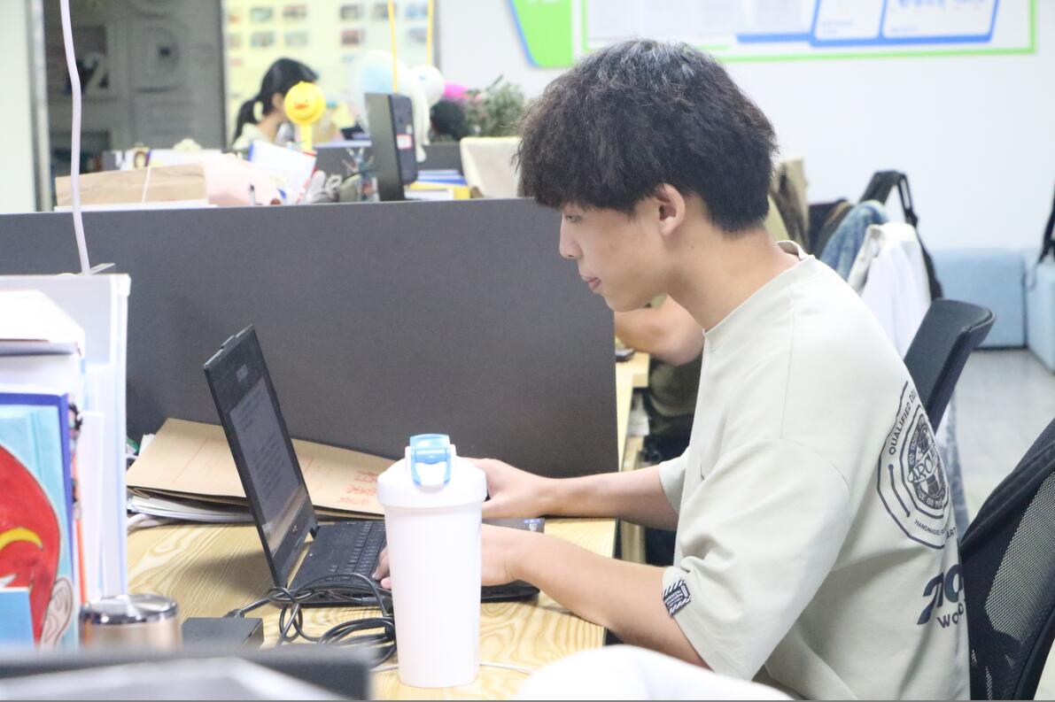 新一輪聯(lián)合國志願(yuàn)人員組織開始接受大學(xué)生義工實(shí)習(xí)計(jì)劃申請(qǐng)