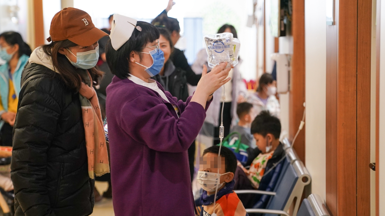 冬季呼吸道疾病高發(fā) 專家提示節(jié)日期間加強健康防護(hù)