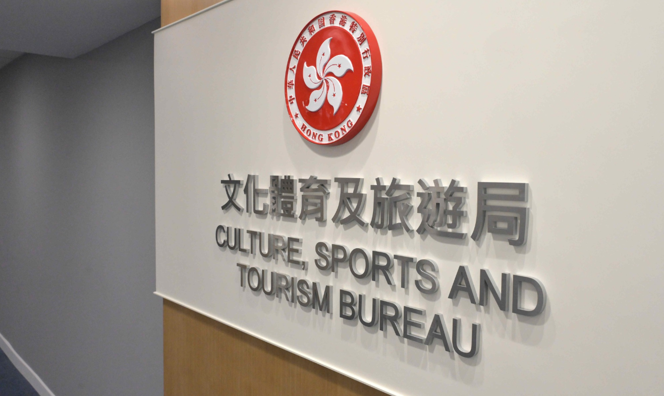 楊潤(rùn)雄：劉慕裳首登「世一」為港寫下輝煌新一頁