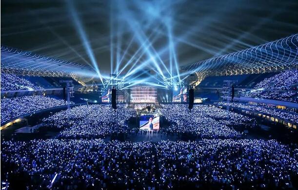 內(nèi)地香港臺灣歌手唱響灣區(qū)！ 「灣區(qū)之光群星演唱會」開演在即