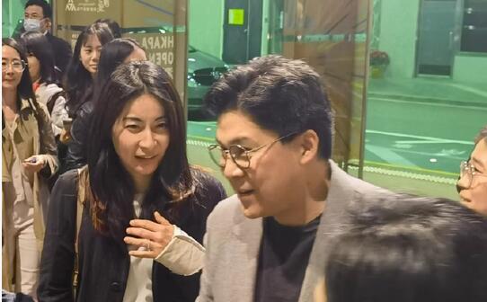 有片｜霍啟剛、郭晶晶為《詠春》捧場