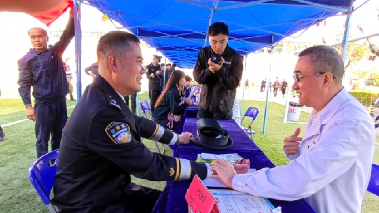 廣州中醫(yī)藥大學深圳醫(yī)院（福田）開展警察節(jié)義診活動