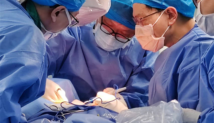  深港專(zhuān)家聯(lián)手完成深圳首例拔除希浦系統(tǒng)起搏電極手術(shù)