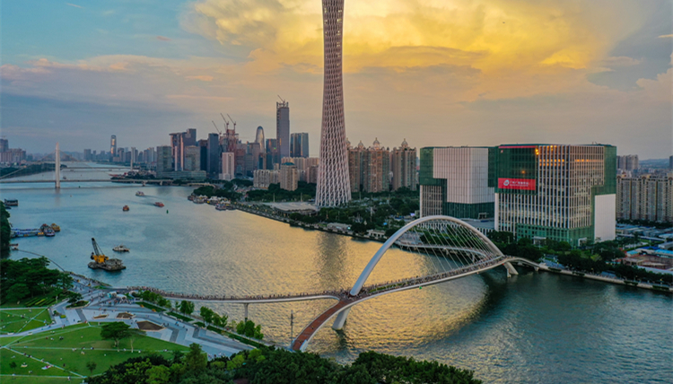 廣州辦公樓淨(jìng)吸納量從低位回升  跨境電商帶動(dòng)華南物流倉(cāng)儲(chǔ)市場(chǎng)逆市上揚(yáng)