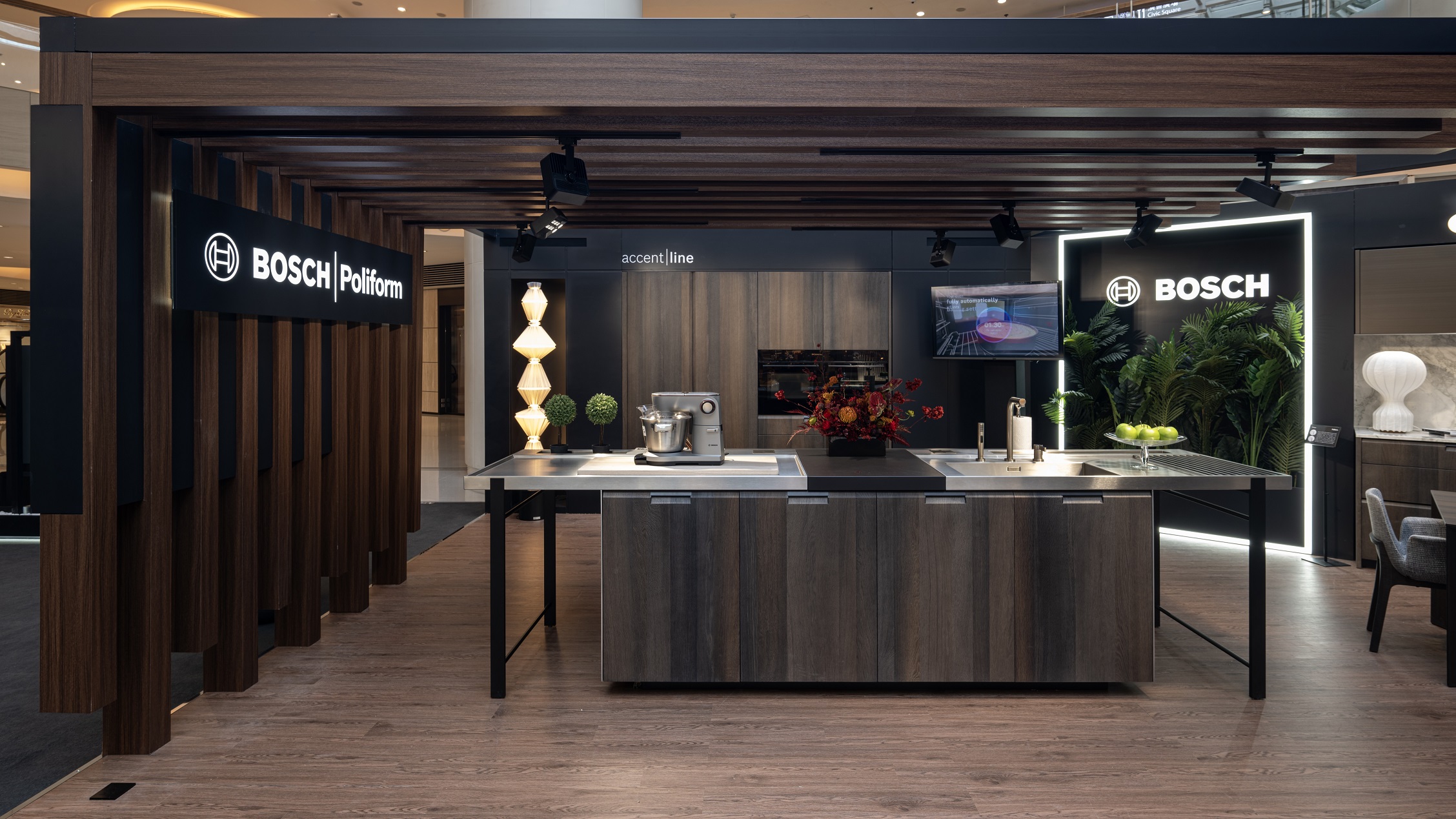 【家電】時(shí)尚黑色系A(chǔ)I焗爐 帶來高效下廚體驗(yàn)