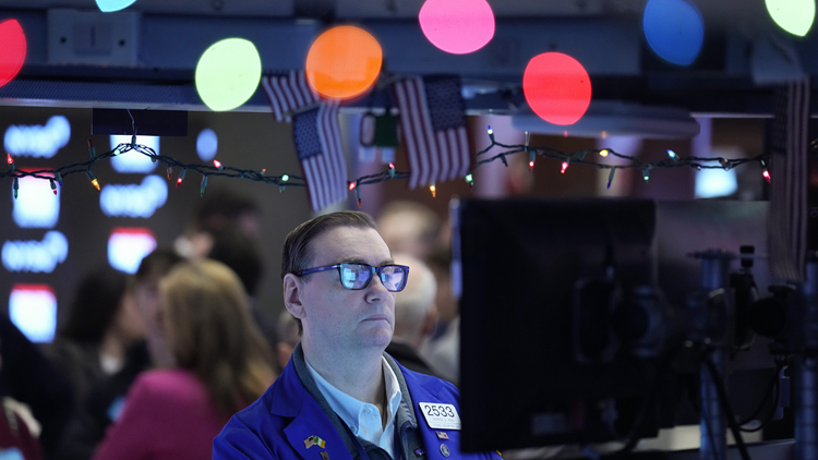 美股三大指數(shù)漲跌不一 微軟漲近1% 收盤市值超越蘋果