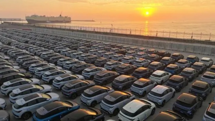 深圳無(wú)人機(jī)載貨飛行規(guī)模全國(guó)第一 去年物流業(yè)增加值料達(dá)3500億