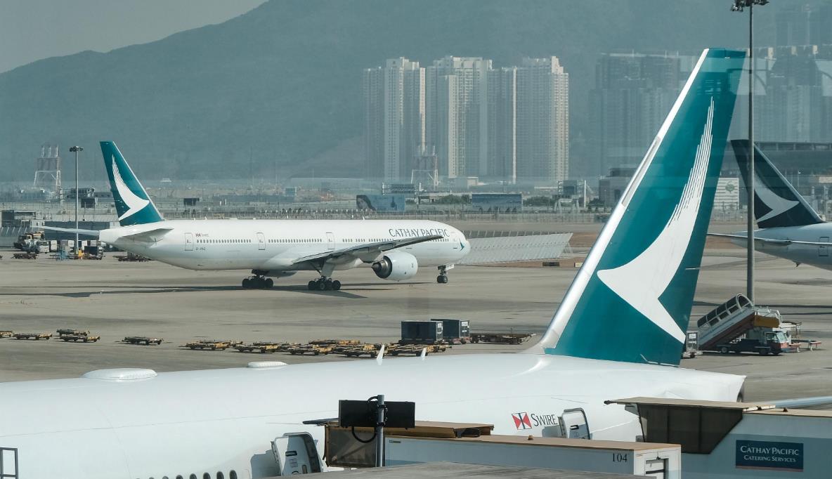 國泰首批逾百名內(nèi)地空乘完成培訓(xùn) 料至明年聘用逾1500人