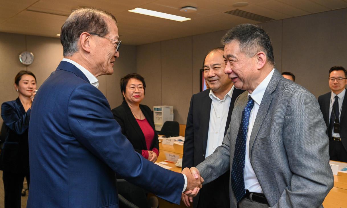 盧寵茂與粵醫(yī)院協(xié)會(huì)代表團(tuán)會(huì)面 續(xù)致力促進(jìn)跨境醫(yī)療合作