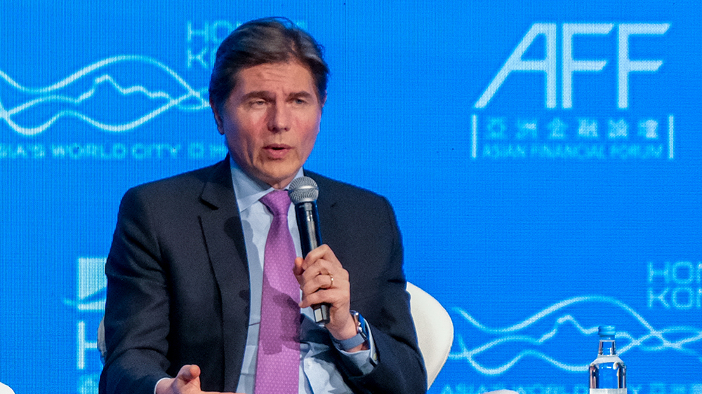 歐冠昇：對(duì)中國(guó)長(zhǎng)遠(yuǎn)前景感樂觀 資金正重投香港及內(nèi)地