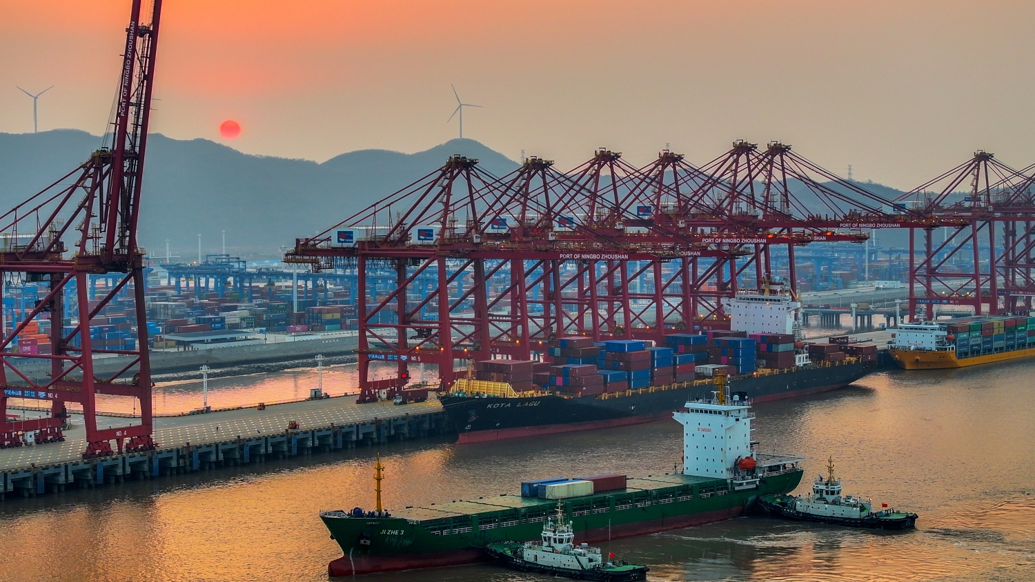 【商報時評】發(fā)展新質(zhì)生產(chǎn)力 香港要有新作為