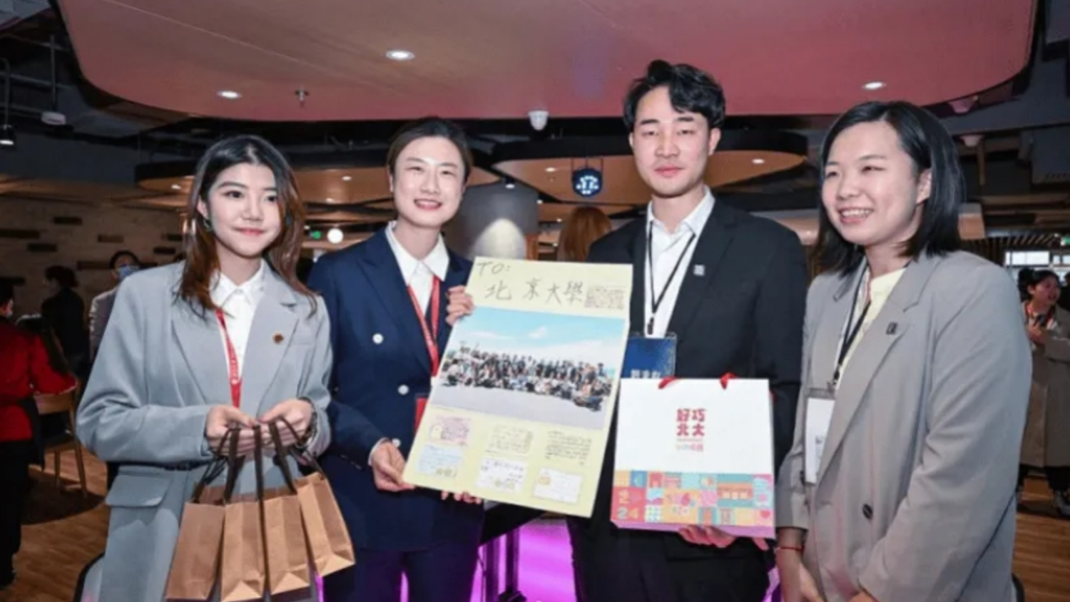 馬英九發(fā)文回顧大陸行 稱未來(lái)會(huì)繼續(xù)推動(dòng)兩岸年輕人交流