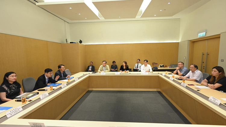 孫玉菡晤社工註冊(cè)局全體成員 重申有責(zé)任維護(hù)國(guó)家安全