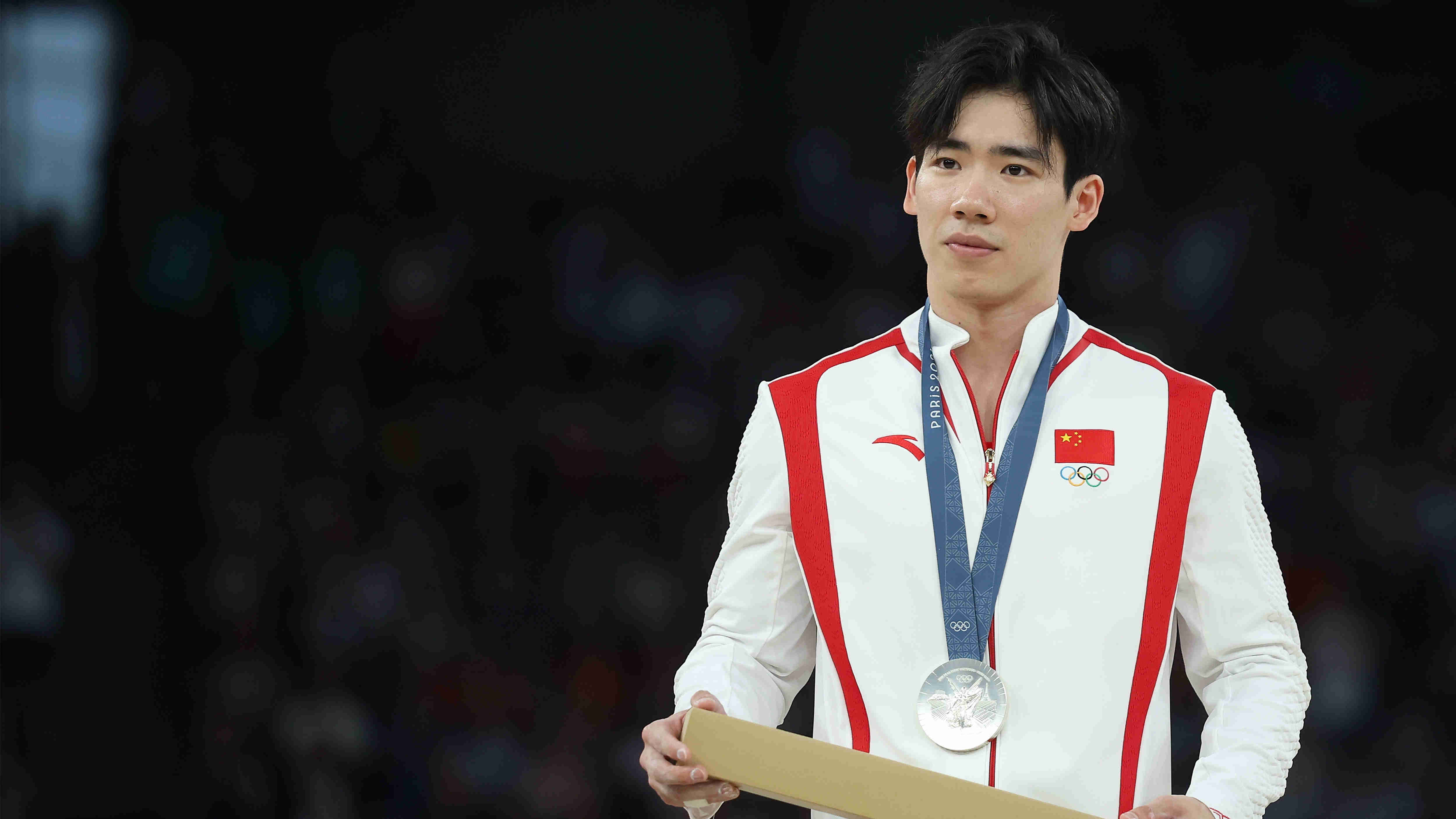 巴黎奧運(yùn)會(huì)｜體操男子個(gè)人全能：盡力了！張博恆遺憾摘銀