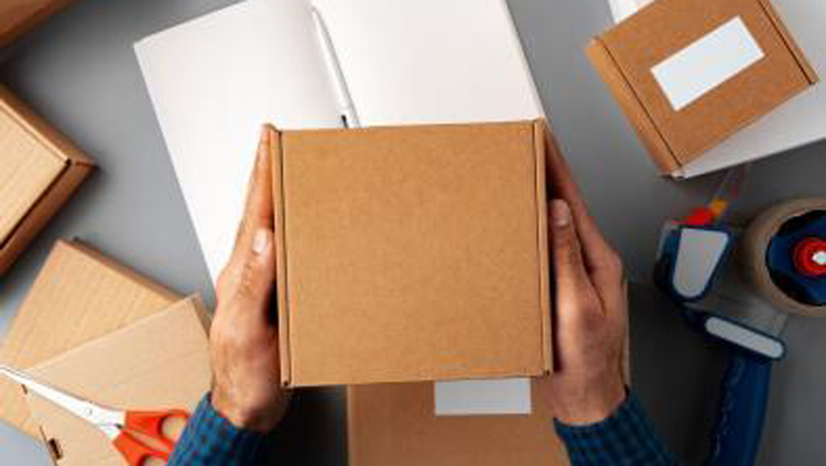 碩士畢業(yè)學(xué)位證被快遞撕毀 順豐回應(yīng)