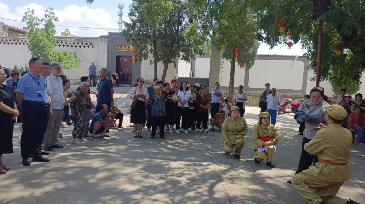 第九屆著名作家看山西忻州行採風(fēng)活動(dòng)走進(jìn)五臺(tái)縣