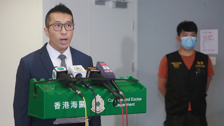 海關偵破網上售賣侵權遊戲案 拘2男 涉款102萬元